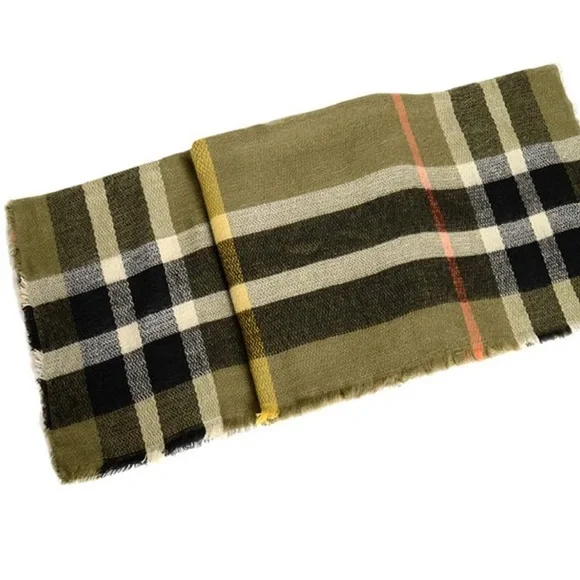 Oversized Green Plaid Blanket Scarf - Picture 8 of 10